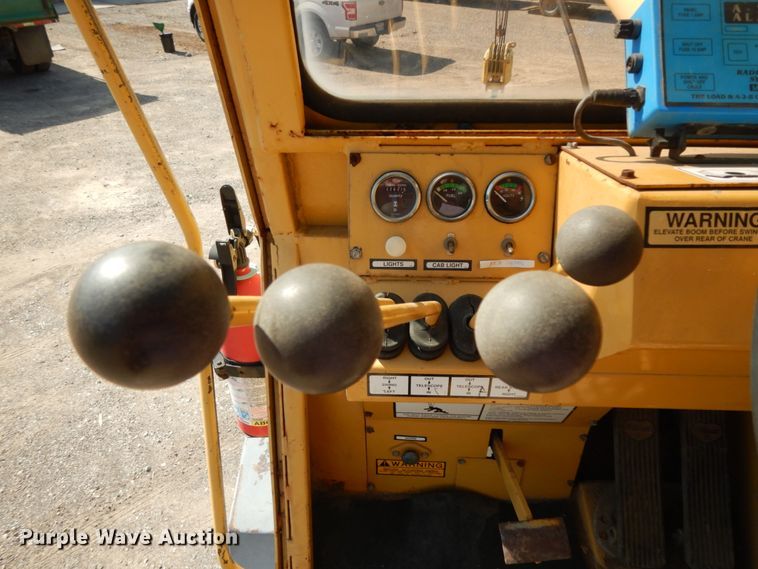 image for item DC2093 1974 Grove RT75S  crane