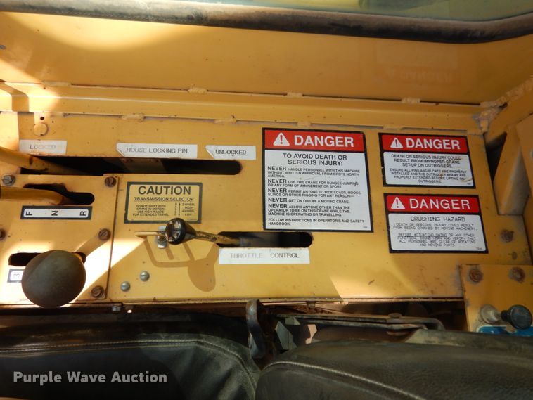 image for item DC2093 1974 Grove RT75S  crane