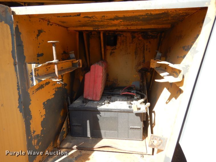 image for item DC2093 1974 Grove RT75S  crane