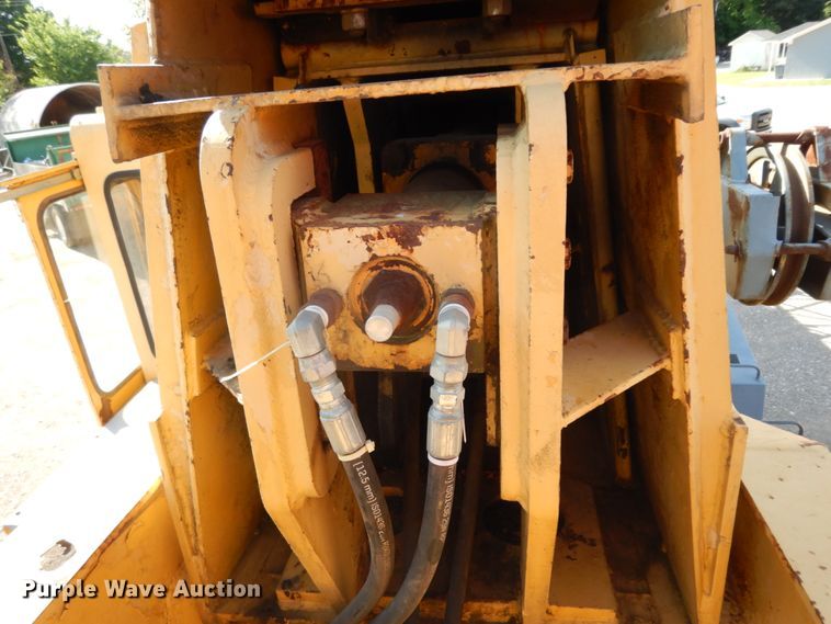 image for item DC2093 1974 Grove RT75S  crane