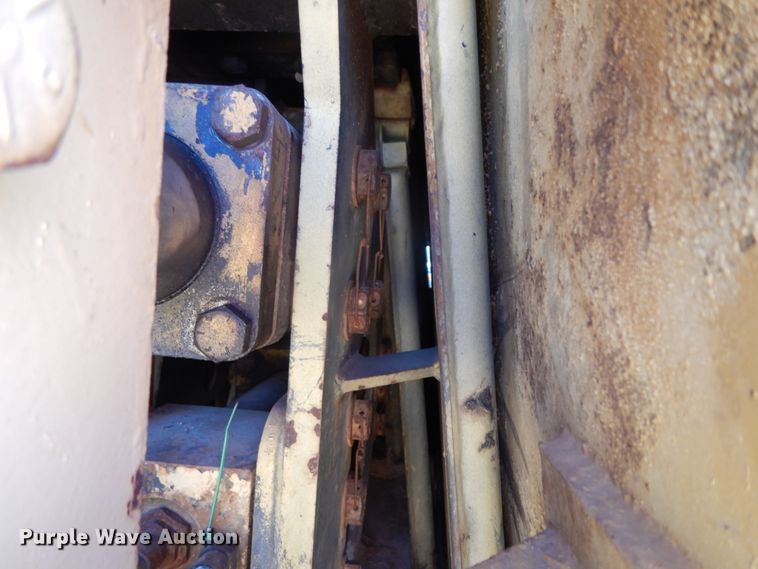 image for item DC2093 1974 Grove RT75S  crane