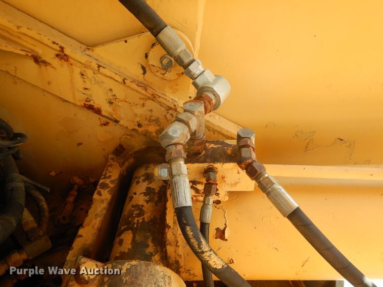 image for item DC2093 1974 Grove RT75S  crane