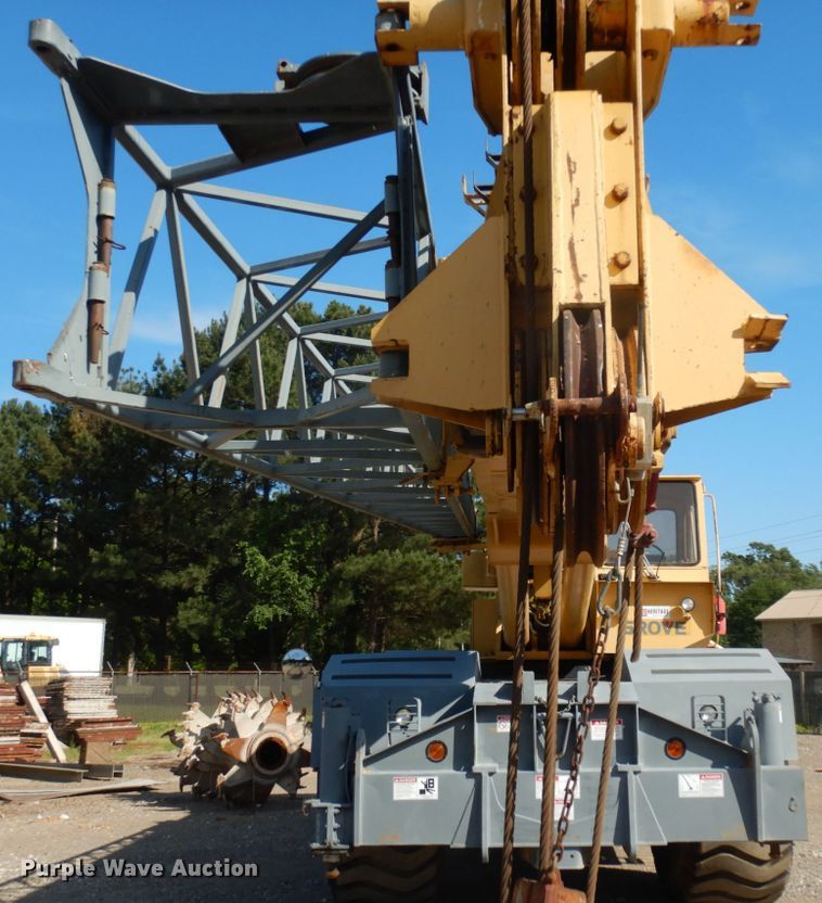 image for item DC2093 1974 Grove RT75S  crane