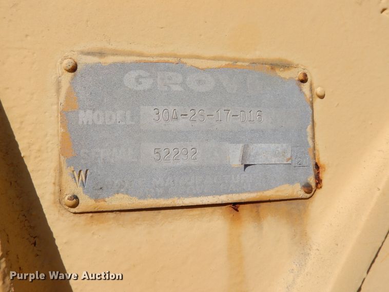 image for item DC2093 1974 Grove RT75S  crane