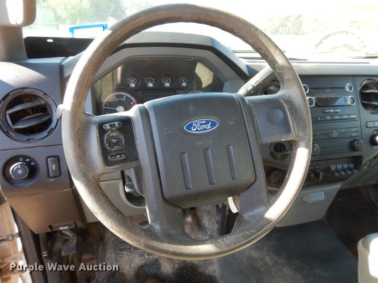 image for item DC2094 2011 Ford F550  utility / service truck