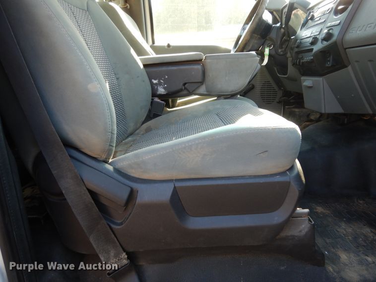 image for item DC2094 2011 Ford F550  utility / service truck