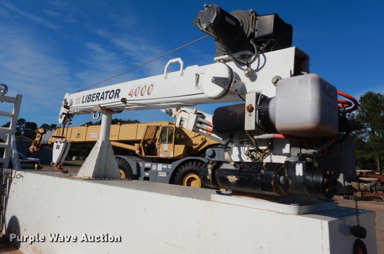 image for item DC2094 2011 Ford F550  utility / service truck