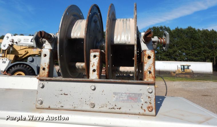 image for item DC2094 2011 Ford F550  utility / service truck