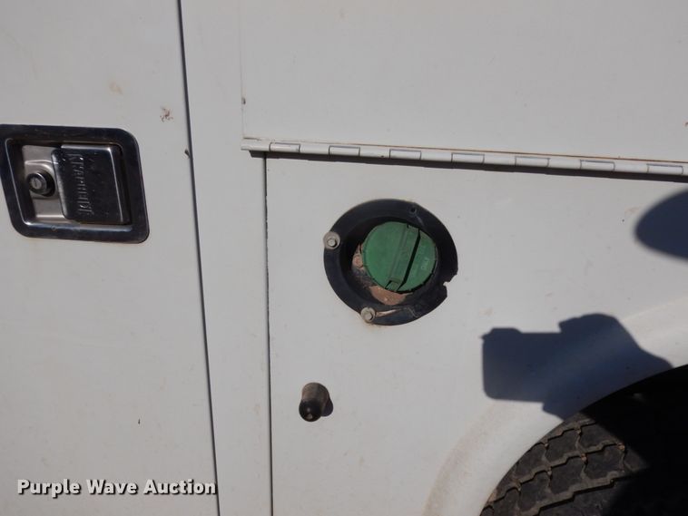 image for item DC2094 2011 Ford F550  utility / service truck