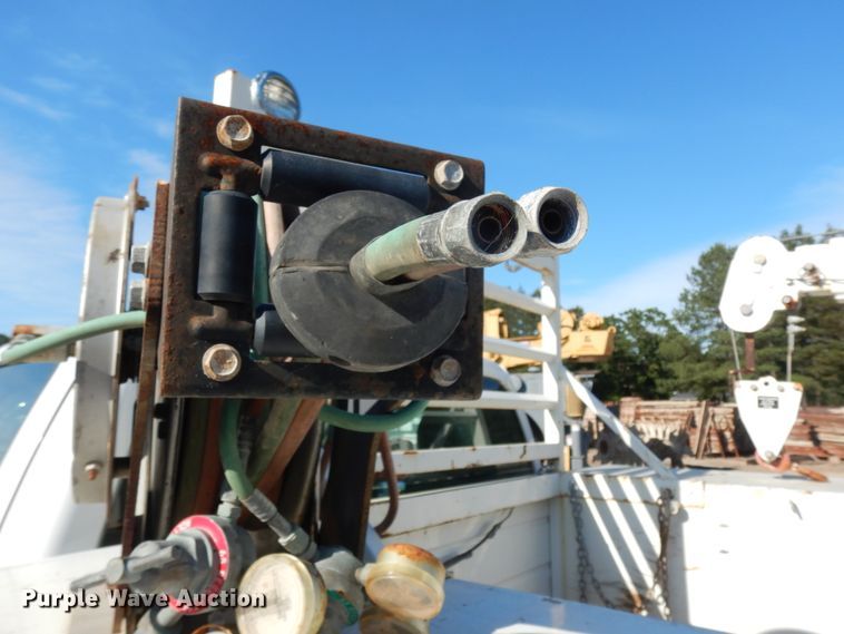 image for item DC2094 2011 Ford F550  utility / service truck