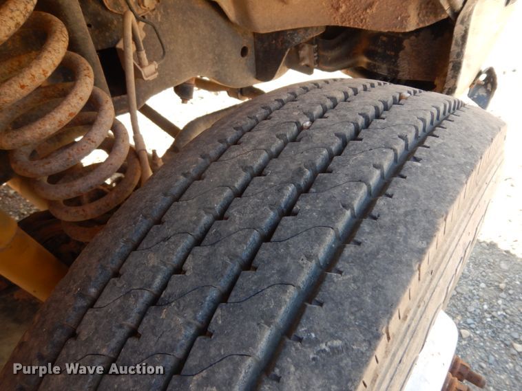 image for item DC2094 2011 Ford F550  utility / service truck