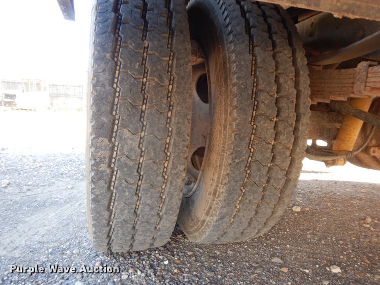 image for item DC2094 2011 Ford F550  utility / service truck