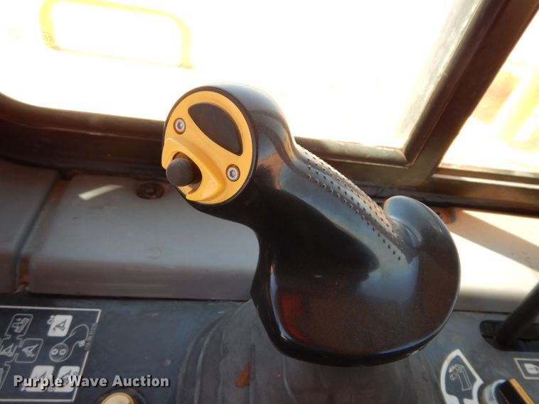 image for item DC2104 2013 Komatsu D155AX-7  dozer