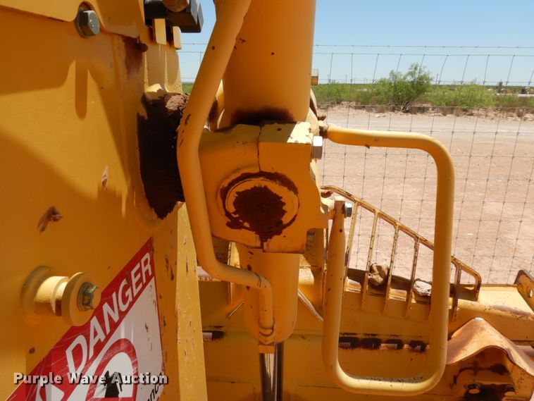 image for item DC2104 2013 Komatsu D155AX-7  dozer