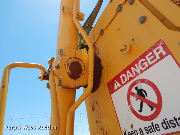 image for item DC2104 2013 Komatsu D155AX-7  dozer