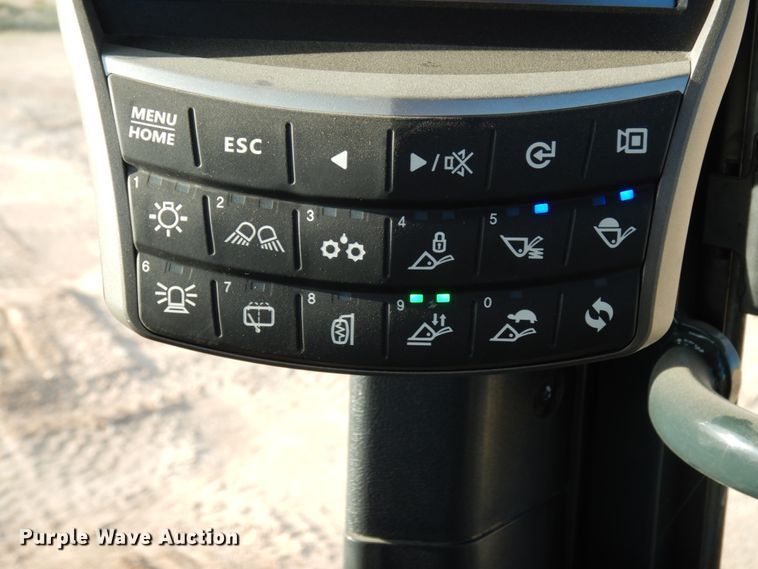 image for item DC2107 2018 Hyundai  HL940XT wheel loader