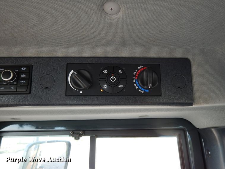 image for item DC2107 2018 Hyundai  HL940XT wheel loader