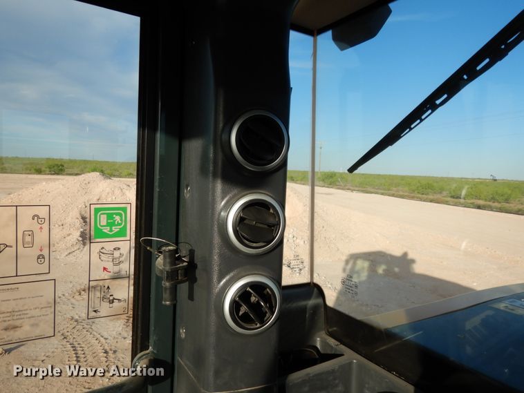 image for item DC2107 2018 Hyundai  HL940XT wheel loader