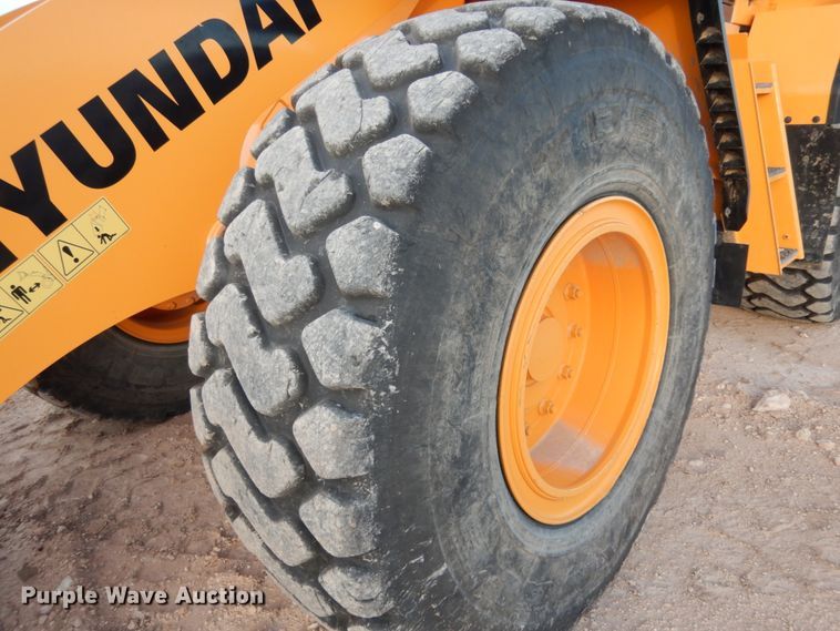 image for item DC2107 2018 Hyundai  HL940XT wheel loader