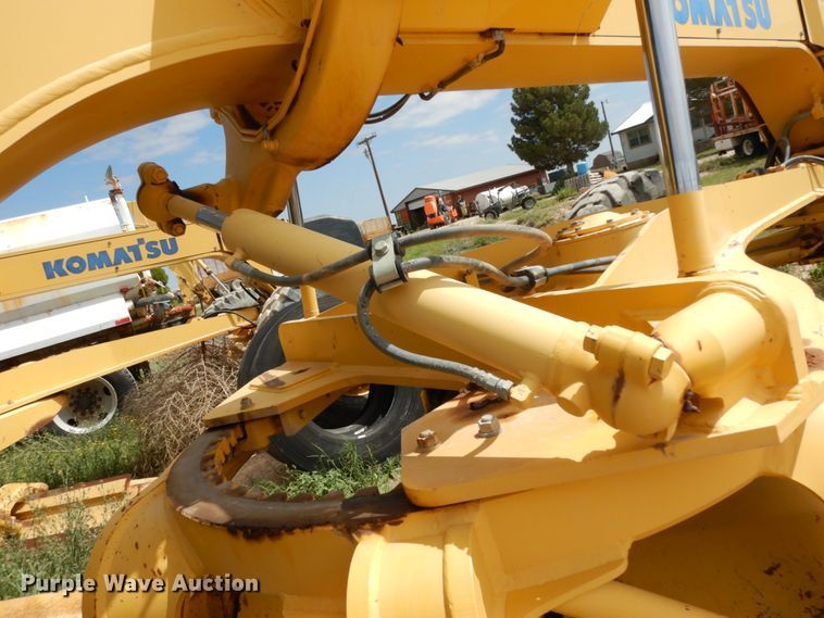 image for item DC2110 2008 Komatsu GD655  motor grader