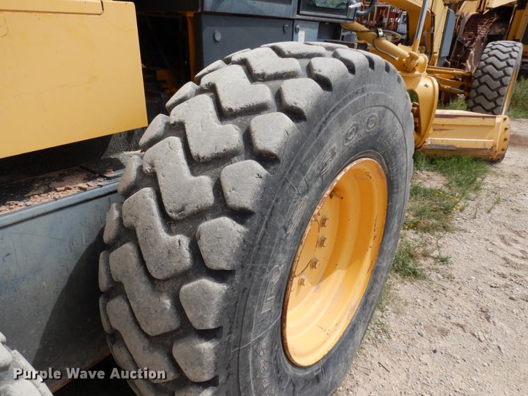 image for item DC2110 2008 Komatsu GD655  motor grader