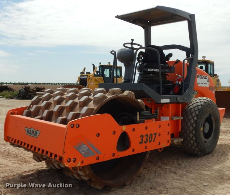 image for item DC2111 2011 Hamm 3307  single drum vibratory roller