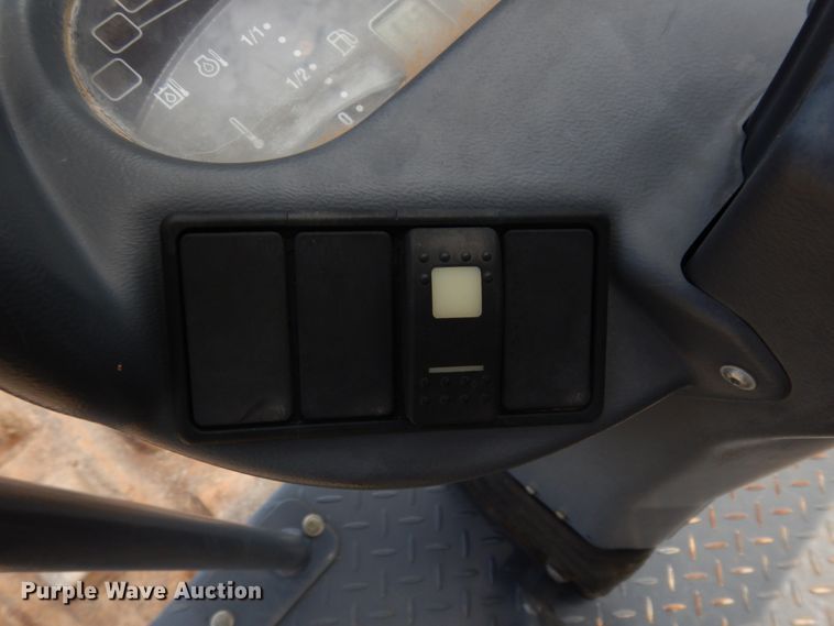 image for item DC2111 2011 Hamm 3307  single drum vibratory roller