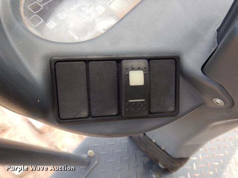 image for item DC2111 2011 Hamm 3307  single drum vibratory roller