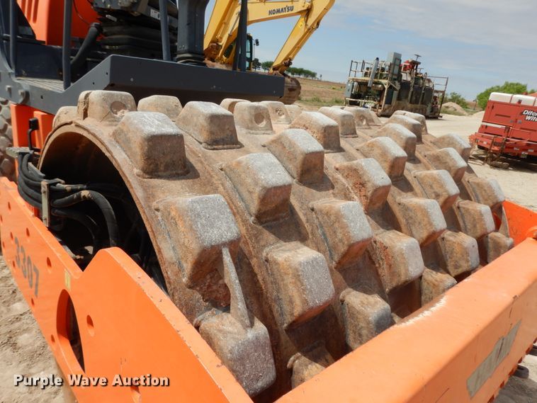 image for item DC2111 2011 Hamm 3307  single drum vibratory roller