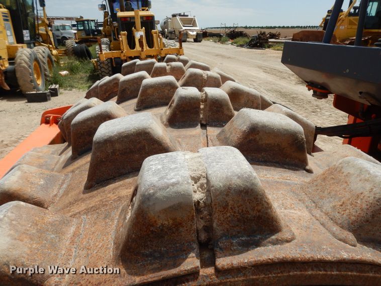 image for item DC2111 2011 Hamm 3307  single drum vibratory roller