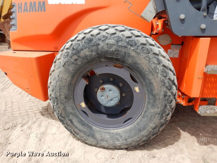 image for item DC2111 2011 Hamm 3307  single drum vibratory roller