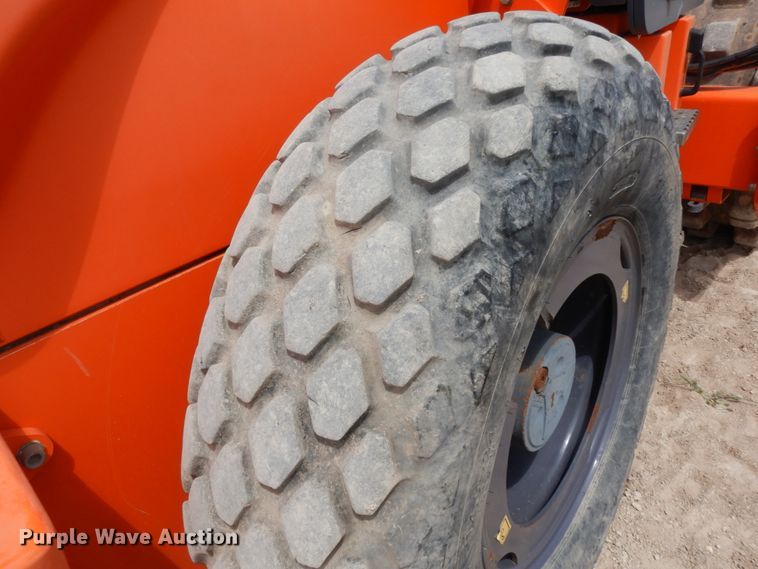 image for item DC2111 2011 Hamm 3307  single drum vibratory roller