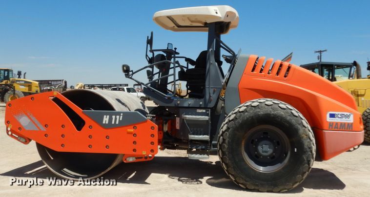 image for item DC2112 2014 Hamm H11I  single drum vibratory roller