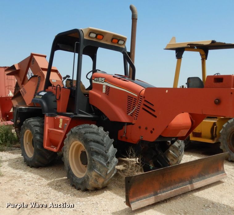 image for item DC2113 2008 Ditch Witch RT95  rock saw