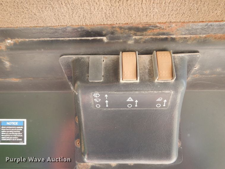 image for item DC2113 2008 Ditch Witch RT95  rock saw