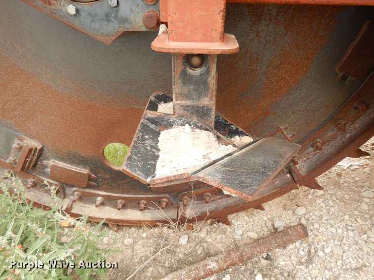 image for item DC2113 2008 Ditch Witch RT95  rock saw