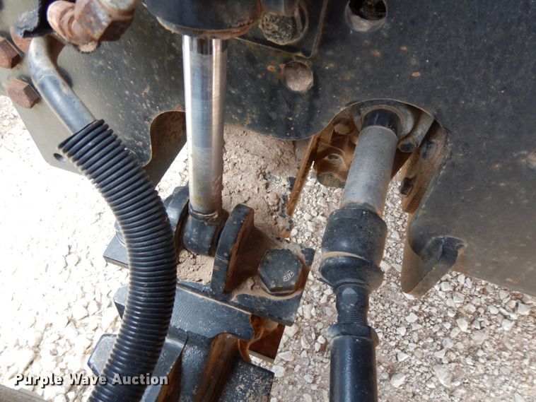 image for item DC2113 2008 Ditch Witch RT95  rock saw