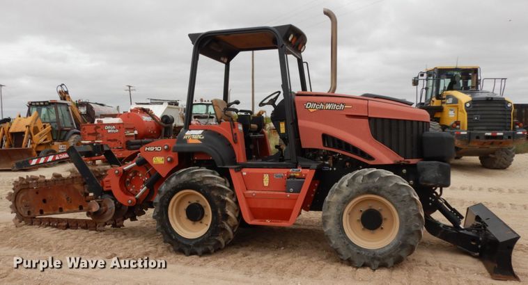 image for item DC2114 2014 Ditch Witch RT120  trencher