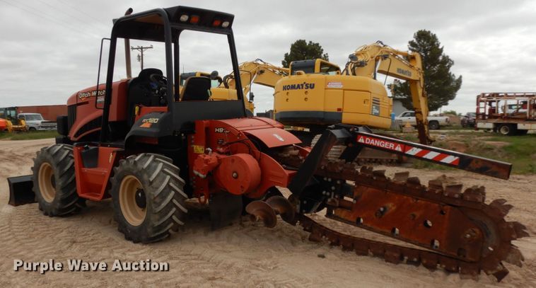 image for item DC2114 2014 Ditch Witch RT120  trencher