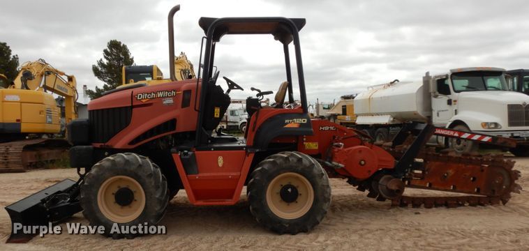 image for item DC2114 2014 Ditch Witch RT120  trencher