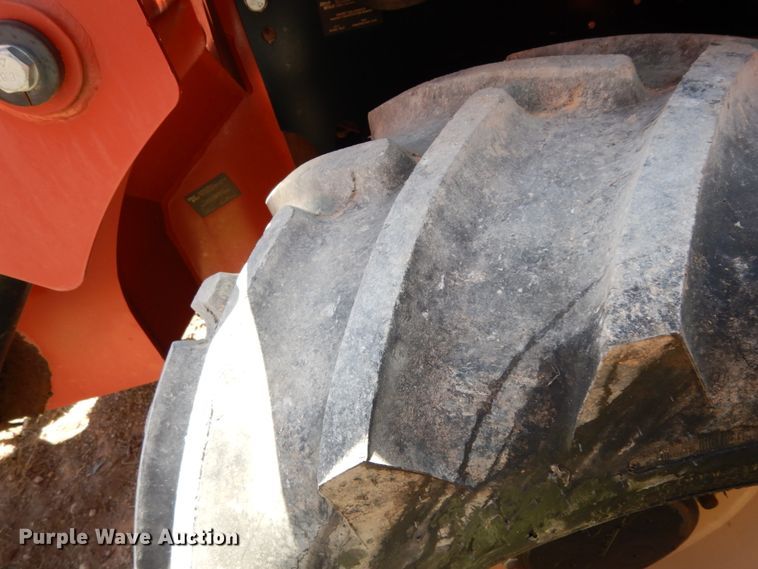 image for item DC2114 2014 Ditch Witch RT120  trencher