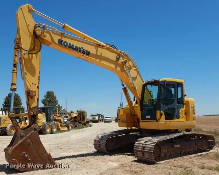 image for item DC2115 2012 Komatsu PC228USLC-8  excavator
