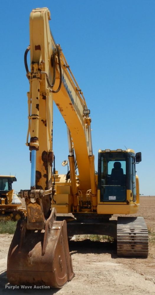 image for item DC2115 2012 Komatsu PC228USLC-8  excavator