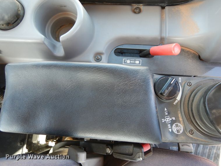 image for item DC2115 2012 Komatsu PC228USLC-8  excavator