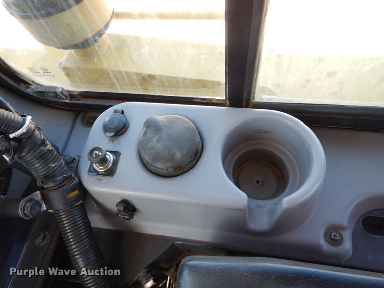 image for item DC2115 2012 Komatsu PC228USLC-8  excavator