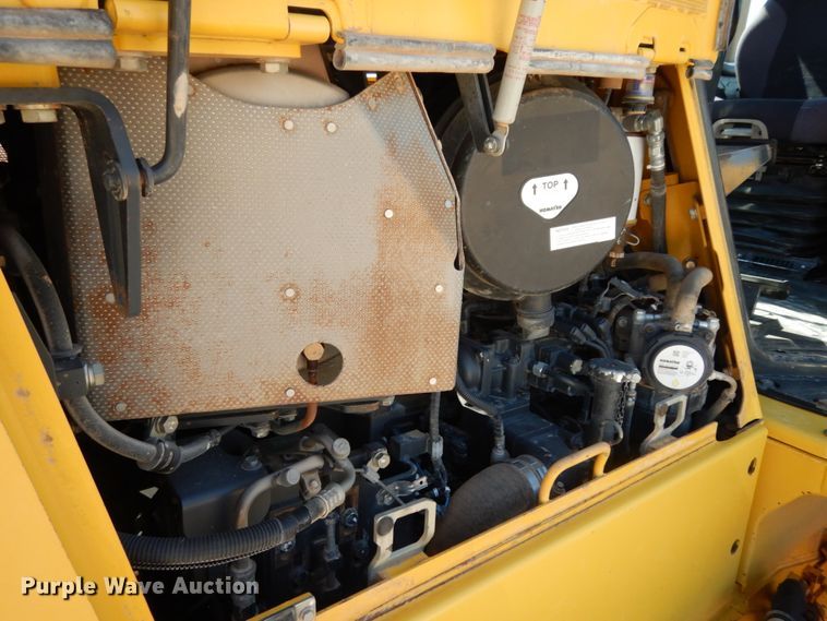 image for item DC2115 2012 Komatsu PC228USLC-8  excavator