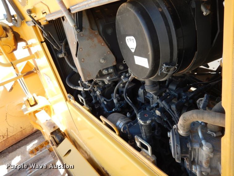 image for item DC2115 2012 Komatsu PC228USLC-8  excavator