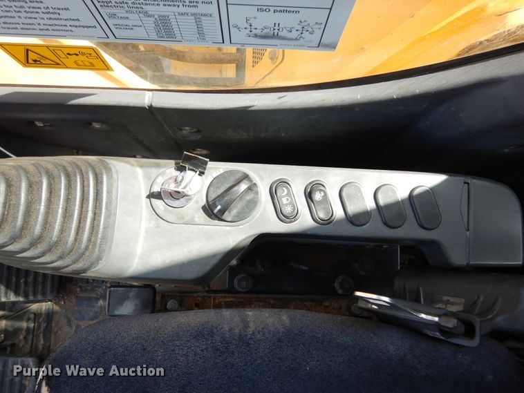 image for item DC2115 2012 Komatsu PC228USLC-8  excavator