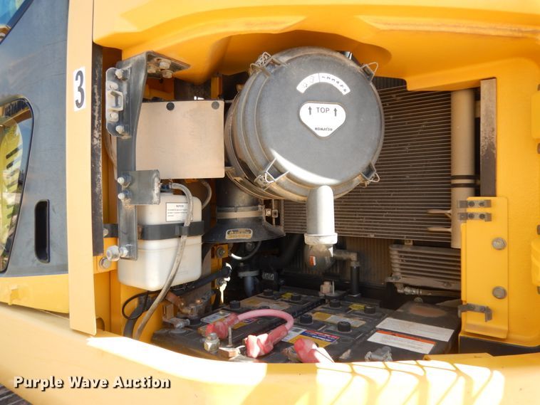 image for item DC2115 2012 Komatsu PC228USLC-8  excavator