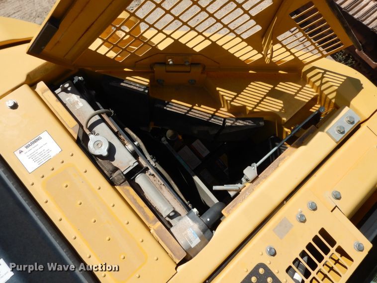 image for item DC2115 2012 Komatsu PC228USLC-8  excavator